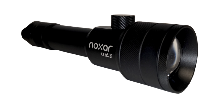 Iluminator Noxar DIR PRO V2 z trzema pasmami IR i LED