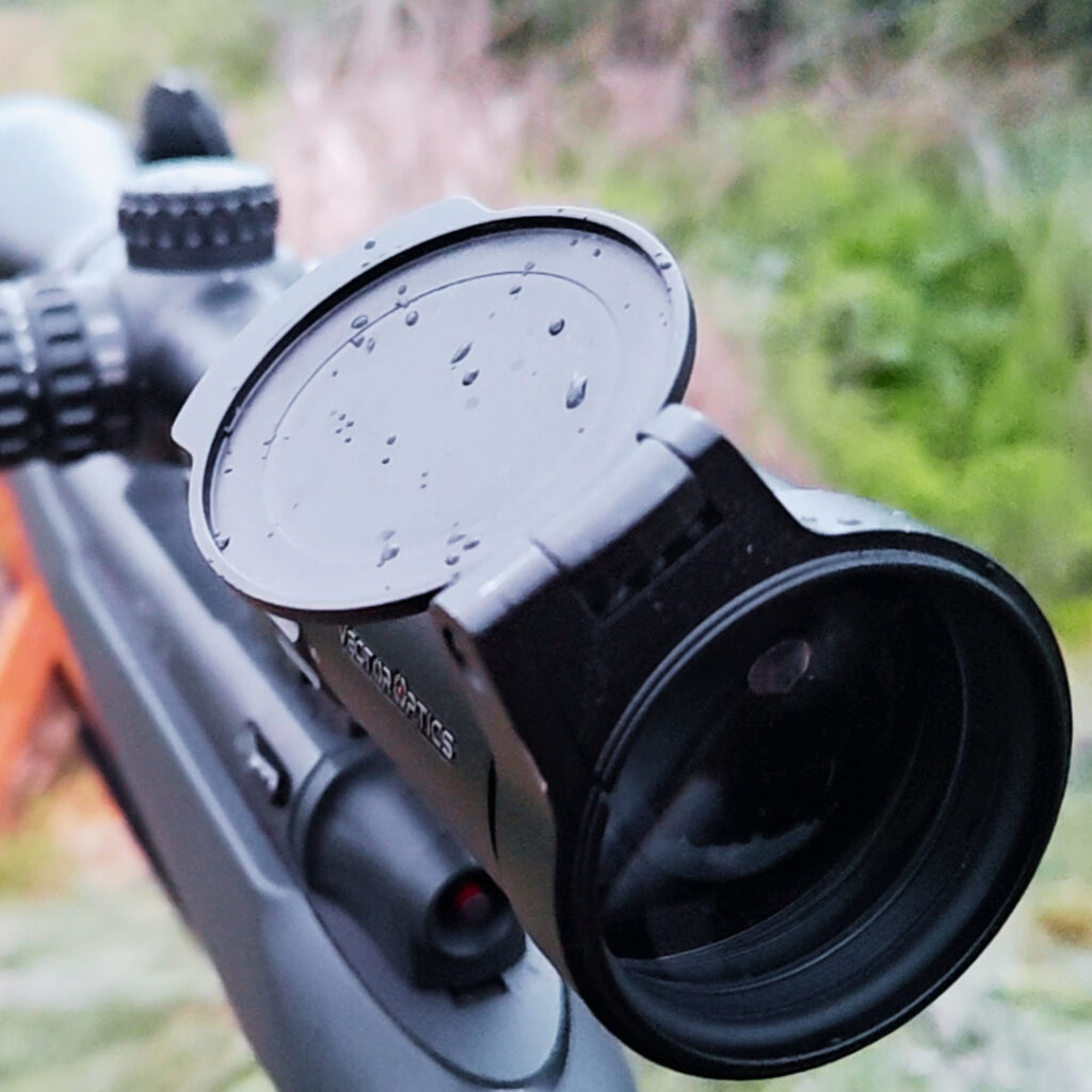 Uchylna osłona okularu dedykowana do lunet Vector Optics Continental